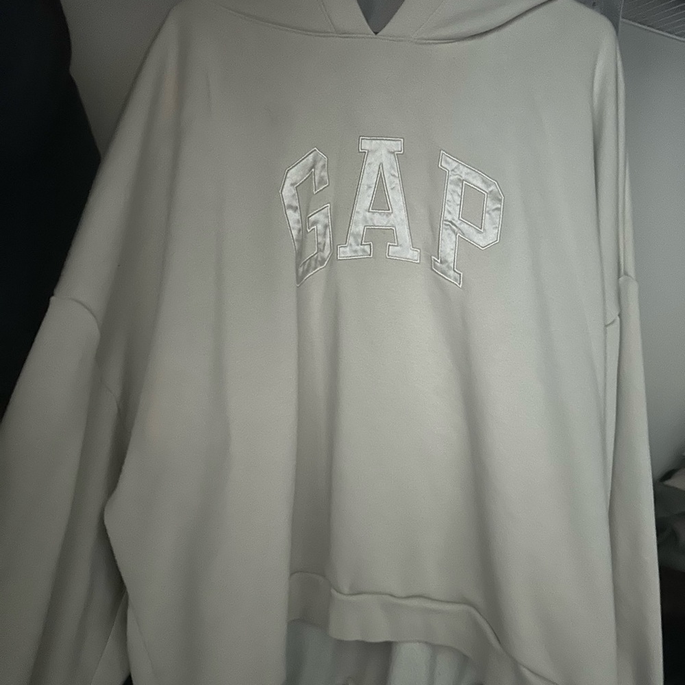 XXL cream GAP hoodie, worn once